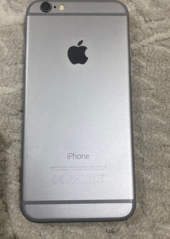 Kırık Ekranlı Gri iPhone - Görsel 2