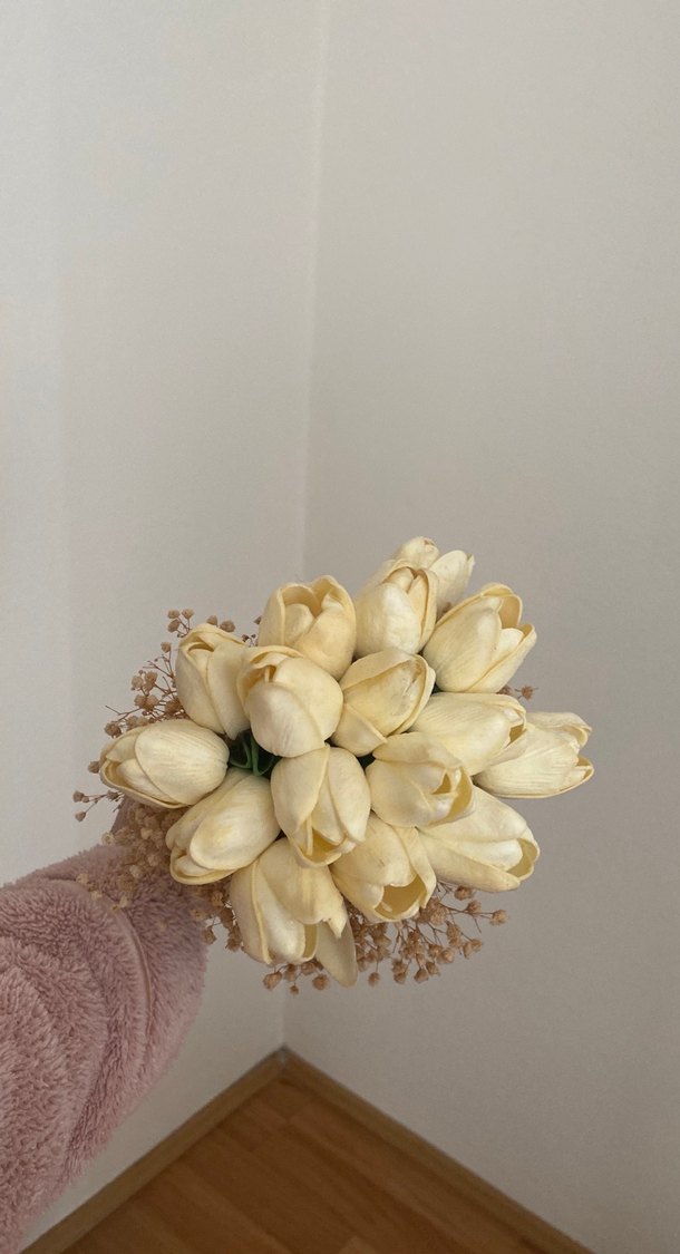 Bej Dantel Detaylı Minimalist Gelin Buketi - Görsel 3