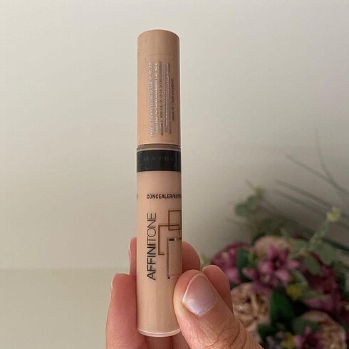 Maybelline affinitone gözaltı kapatıcısı