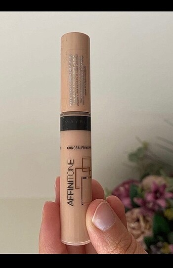 Maybelline concealer