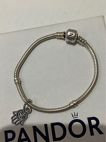 Pandora pandora charmlı bileklik