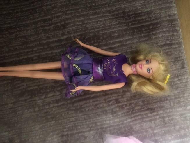Barbie bebekler