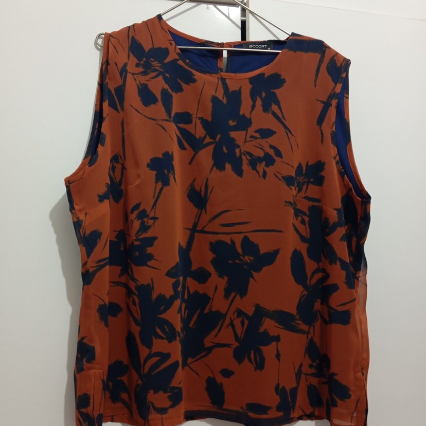 Desenli Kahverengi Kadın Bluz - Görsel 2