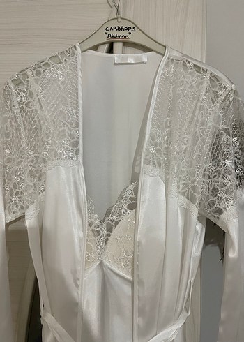 Bride saten dantelli gecelik ve sabahlık seti - Görsel 2