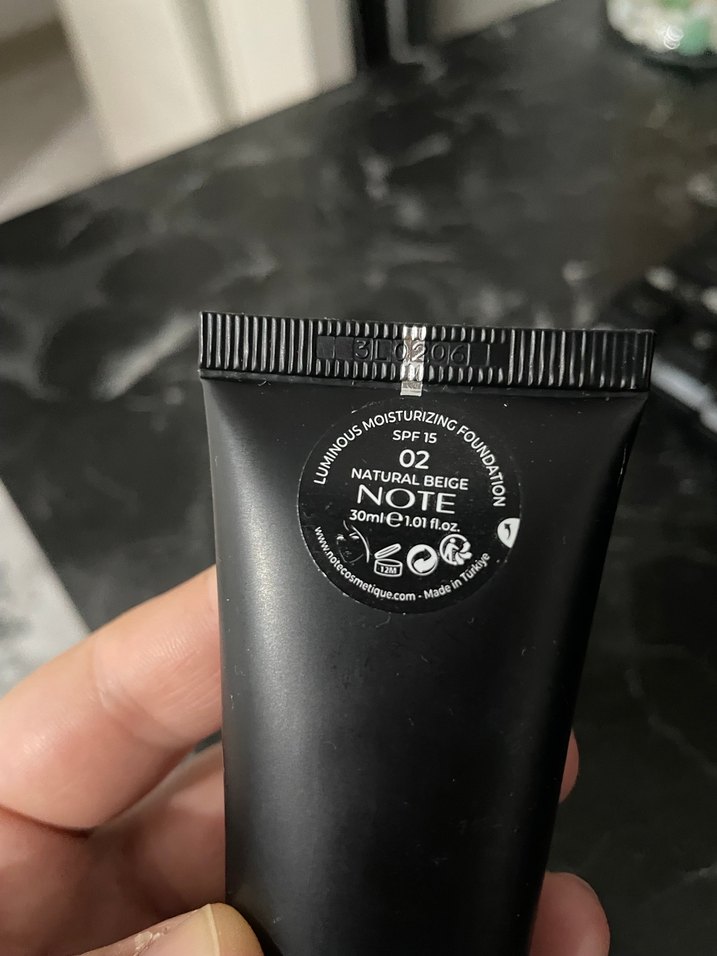 Note Luminous Fondöten 02 no  SPF15 - Görsel 3