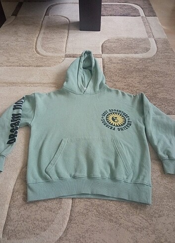 13-14 Yaş Beden Zara kapüşonlu sweatshirt
