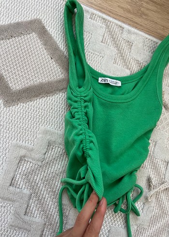 Zara Yeşil Örme Kadın Atlet