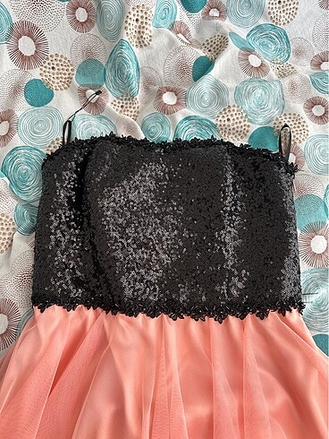 Pul payetli şık elbise - Görsel 3