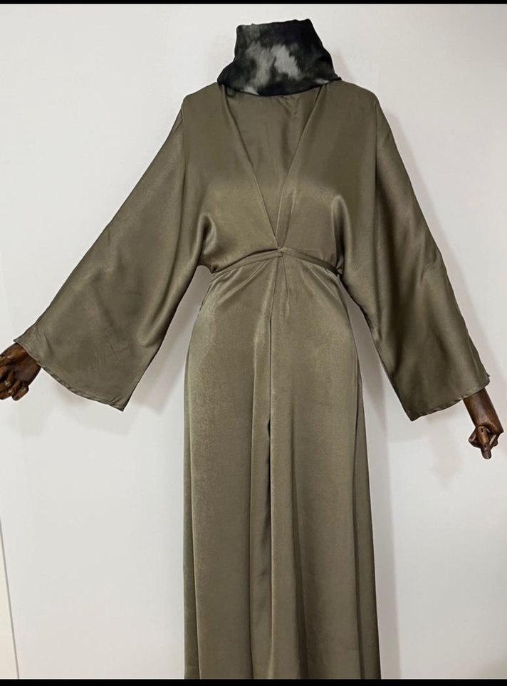 İpek Elbise - Görsel 3