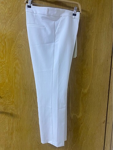 Famelin sıfır etiketli kumaş pantolon