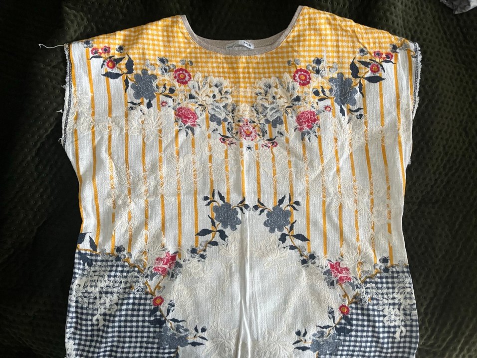 Zara Nakisli Tisort M beden - Görsel 2