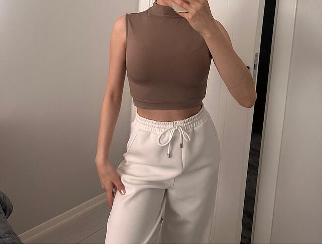 Trendyol milla vizon kolsuz crop bluz