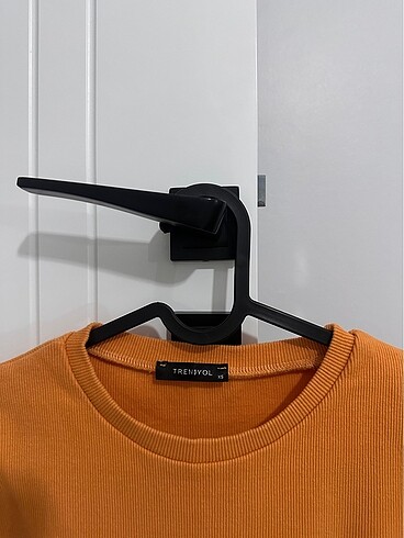 xs Beden Trendyolmilla turuncu belden bağlamalı crop bluz
