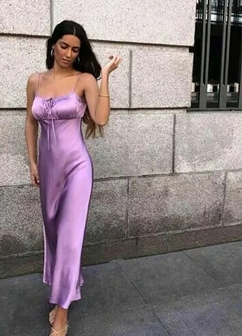 Zara Lila Saten Elbise