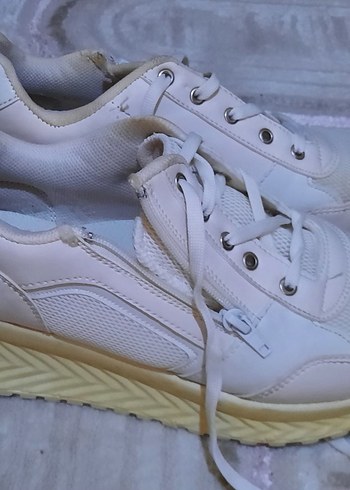 Beyaz Bağcıklı Kadın Spor Ayakkabı - Görsel 2