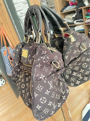 Louis Vuitton Tüylü el çantası lous vitton vintage