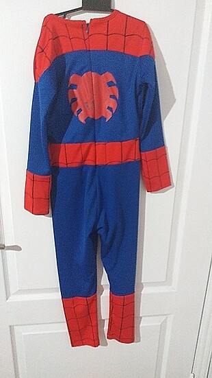 LC Waikiki Kostum