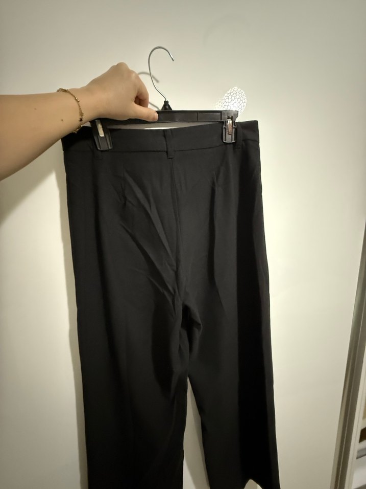 Düğmeli Siyah Kadın Kumaş Pantolon - Görsel 3