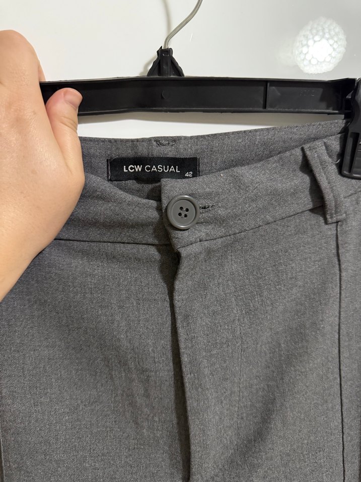 Düğmeli Gri Midi Kumaş Kadın Pantolon - Görsel 2