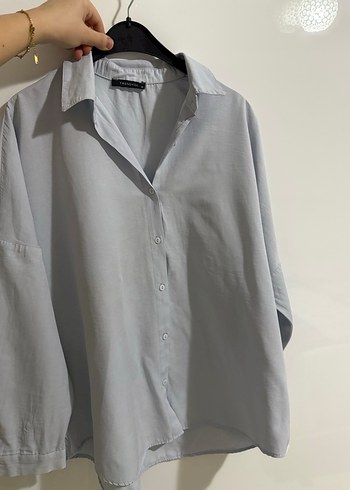 Gri V Yaka Kadın Gömlek - Görsel 2