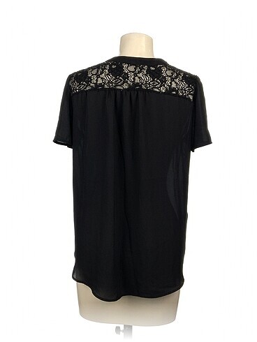 m Beden PreLoved Bluz %70 İndirimli.