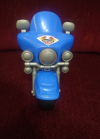 Oyuncak motor