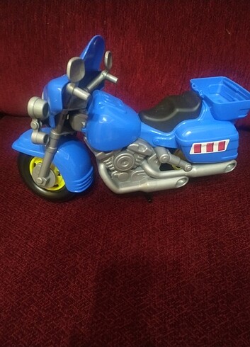 Beden Oyuncak motor