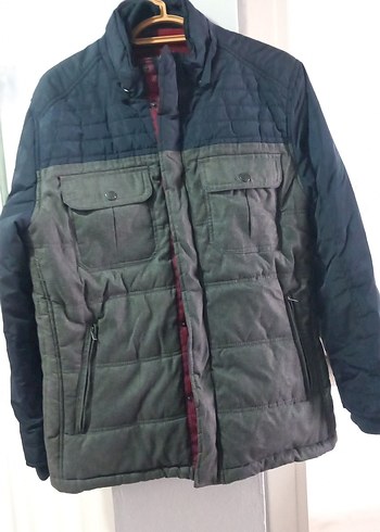 LC Waikiki Gri Erkek Kapitone Fermuarlı Mont