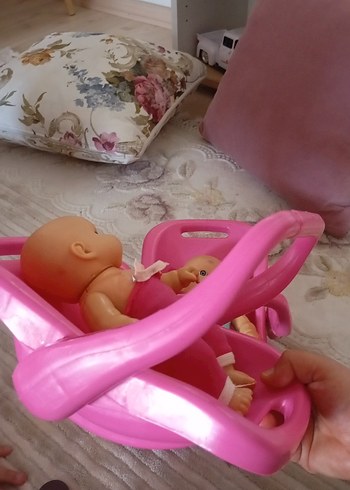 Beden Pembe Bebek Koltuğunda İkili Bebek Seti