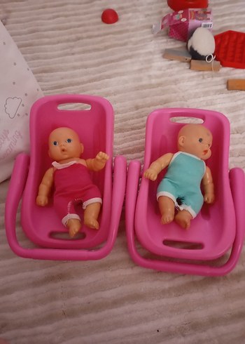 Pembe Oyuncak Bebek ve Sallanan puset Seti