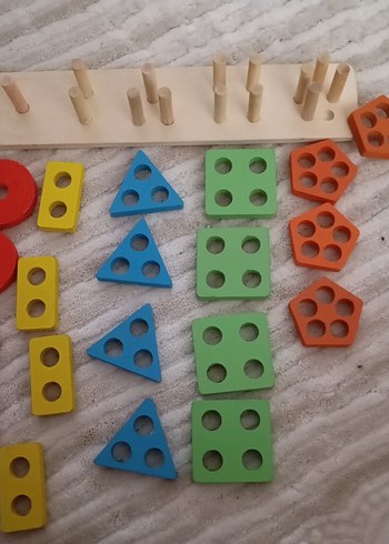 Fisher Price Renkli Ahşap Şekil Sıralama Oyuncağı