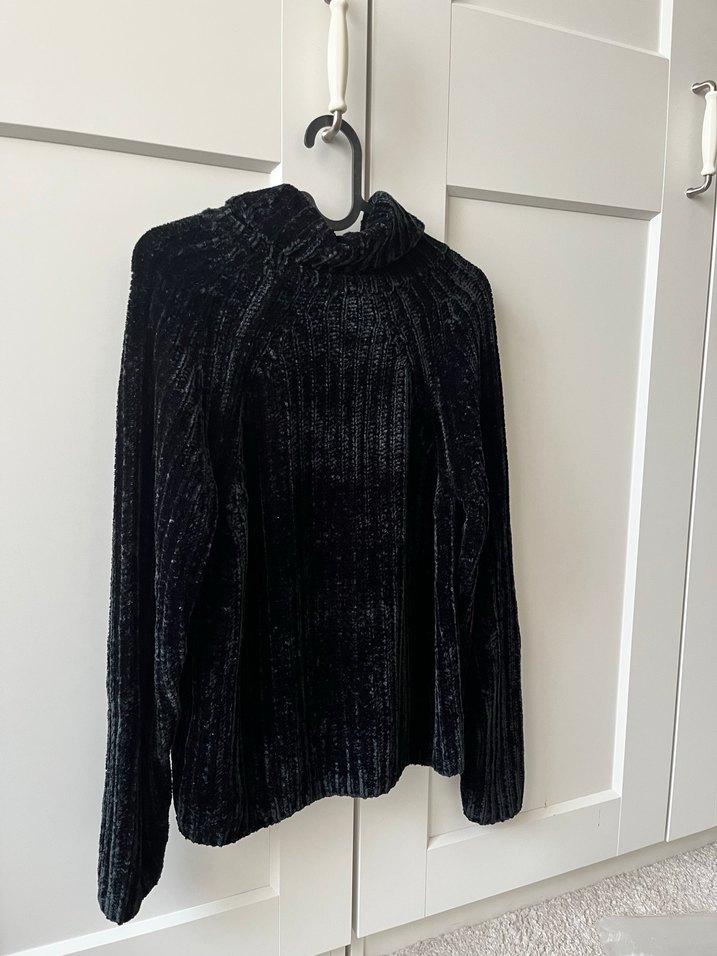 Siyah Şönil Örgü  Kazak - Görsel 4