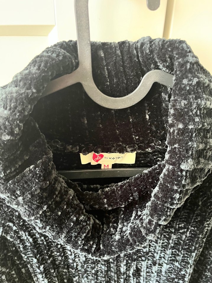 Siyah Şönil Örgü  Kazak - Görsel 3