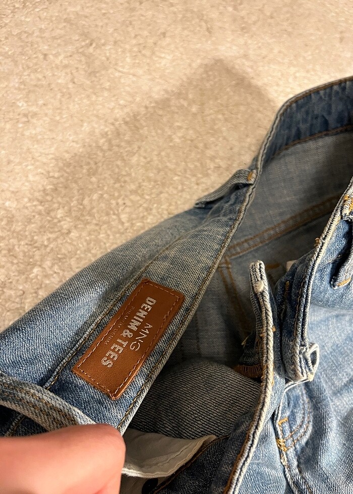 Mango Yırtık Mom Jean - Görsel 2