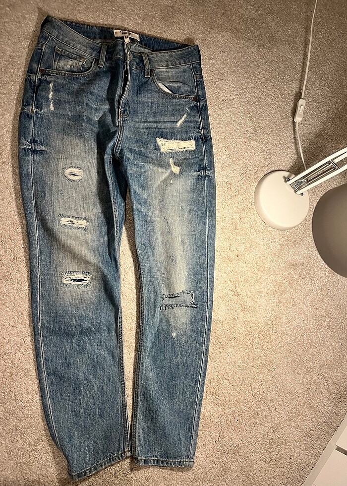Mango Yırtık Mom Jean - Görsel 3