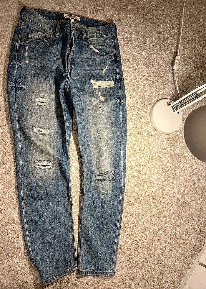 Mango Yırtık Mom Jean - Görsel 4