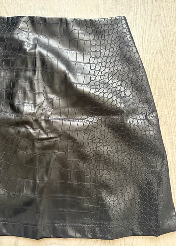 Siyah Deri Yılan Desenli Midi Mini Etek - Görsel 4