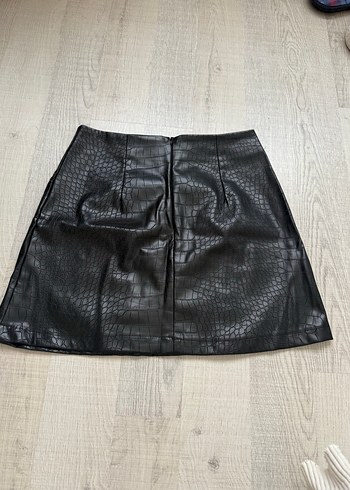 Siyah Deri Yılan Desenli Midi Mini Etek - Görsel 3