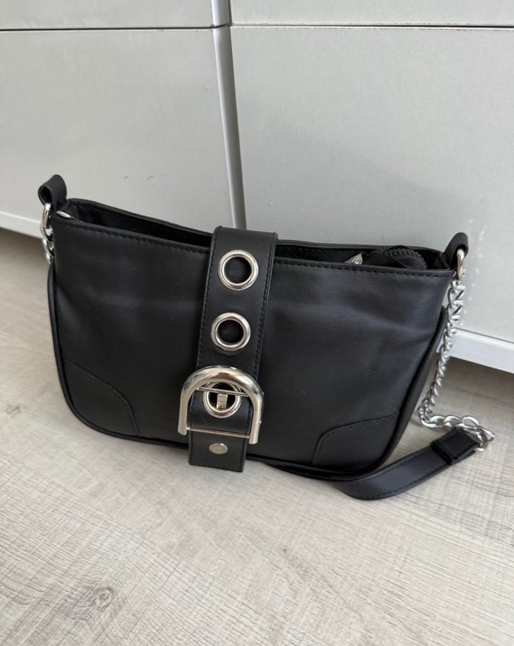 Siyah Deri Tokalı Parisian Goth Çanta - Görsel 2