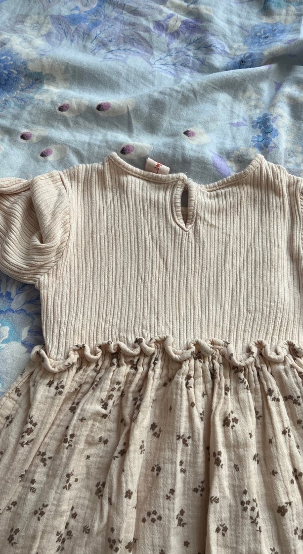 Bej Kız Çocuk Fırfırlı Keten Elbise - Görsel 5