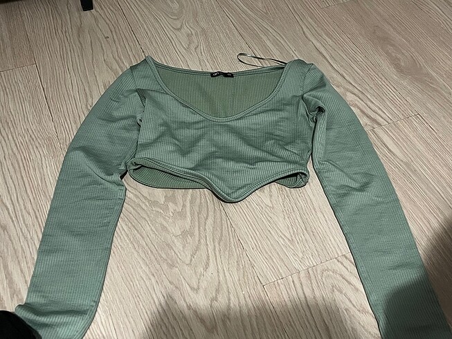 Loft loft ustu saran crop