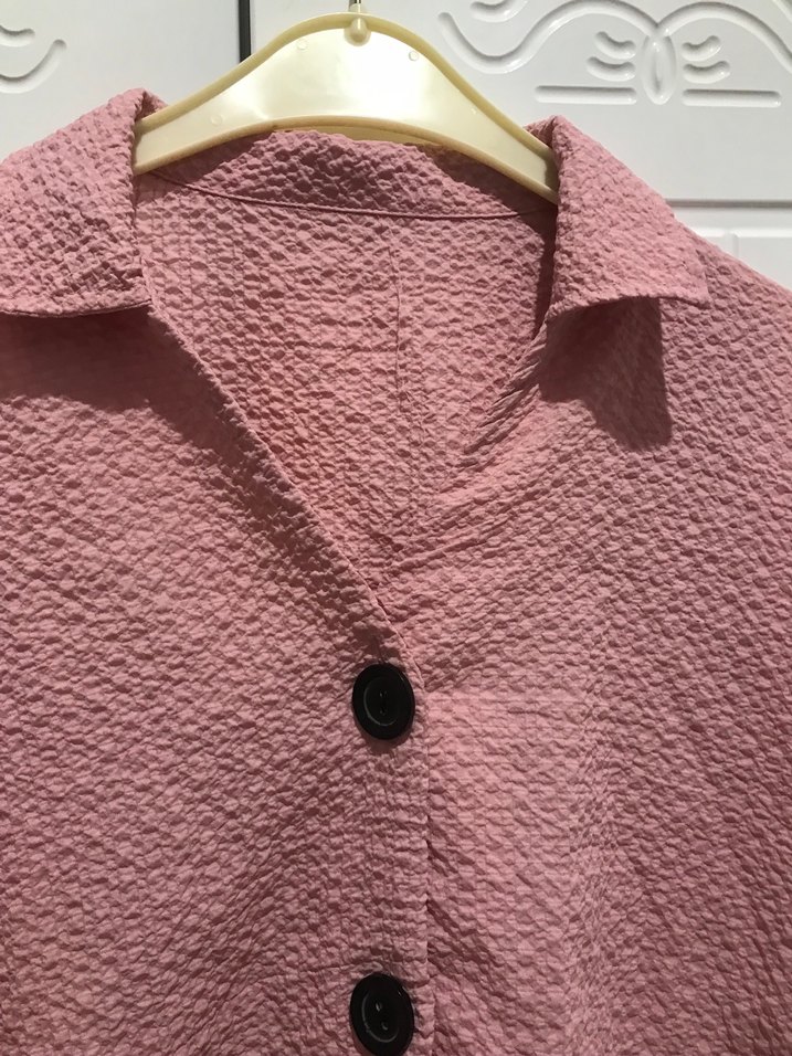 Düğmeli Pembe Kadın Keten Gömlek - Görsel 3