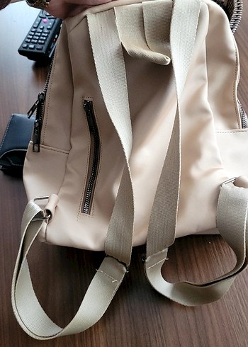 Kadın Sırt Çantası - Görsel 3