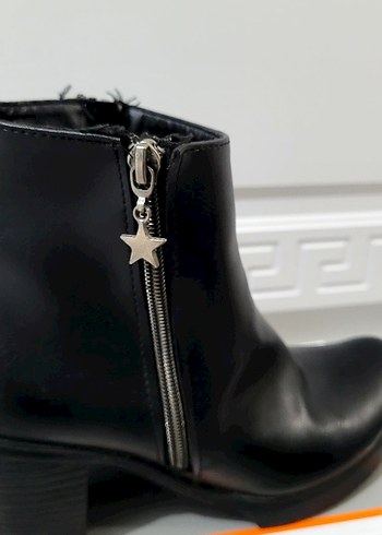 Siyah Deri Kadın Topuklu bot - Görsel 2