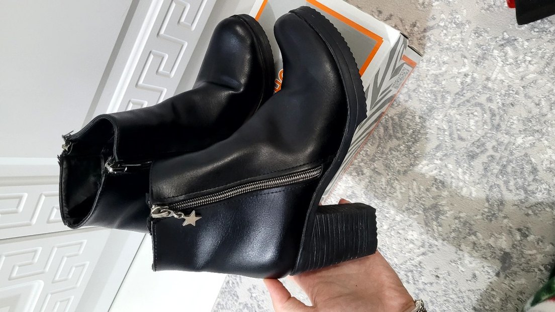 Siyah Deri Kadın Topuklu bot - Görsel 3