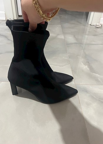 Siyah Stiletto Topuklu Kadın Botu - Görsel 5