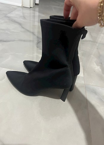 Siyah Stiletto Topuklu Kadın Botu - Görsel 3