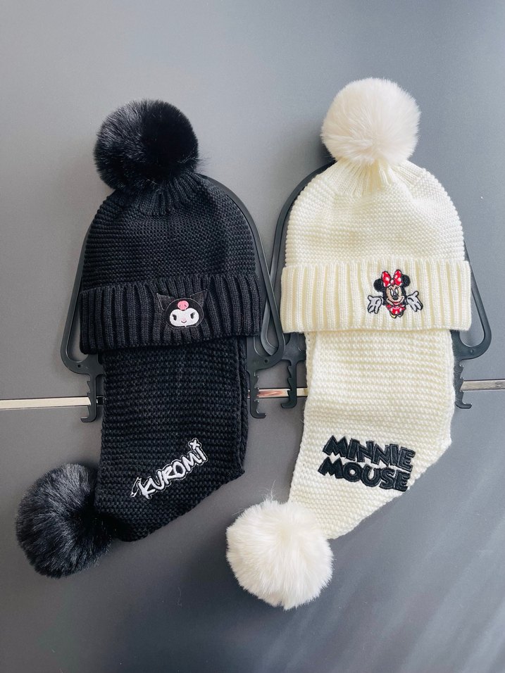 Nakışlı Triko Çocuk Bere ve Atkı Seti - Görsel 2