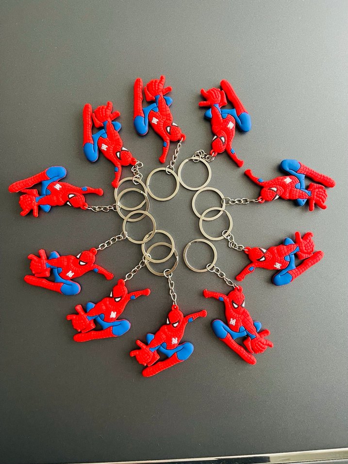 Renkli Pop Kültür Anahtarlık Seti - Görsel 3