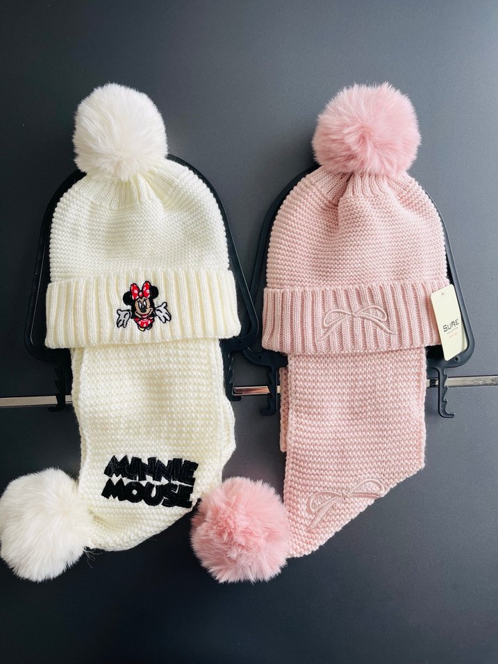 Beyaz Nakışlı Kız Çocuk Bere ve Atkı Takımı - Görsel 3